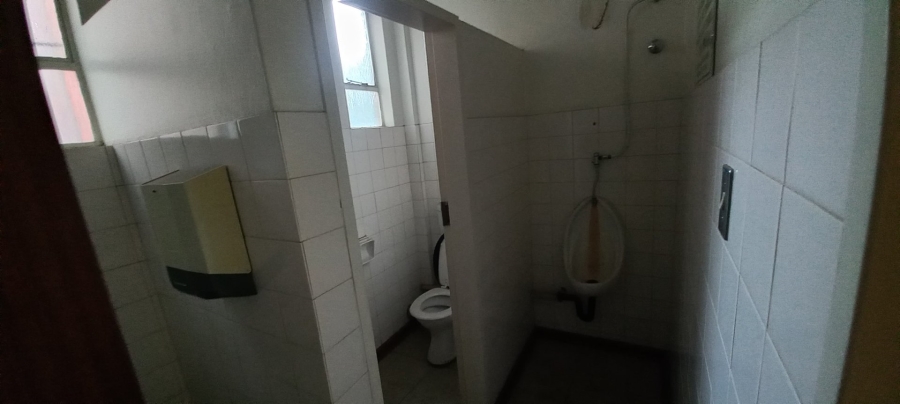 Commercial Property for Sale in Hamilton Free State